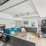 Appartement Quai Des Célestins 1bdr By B'your Paris